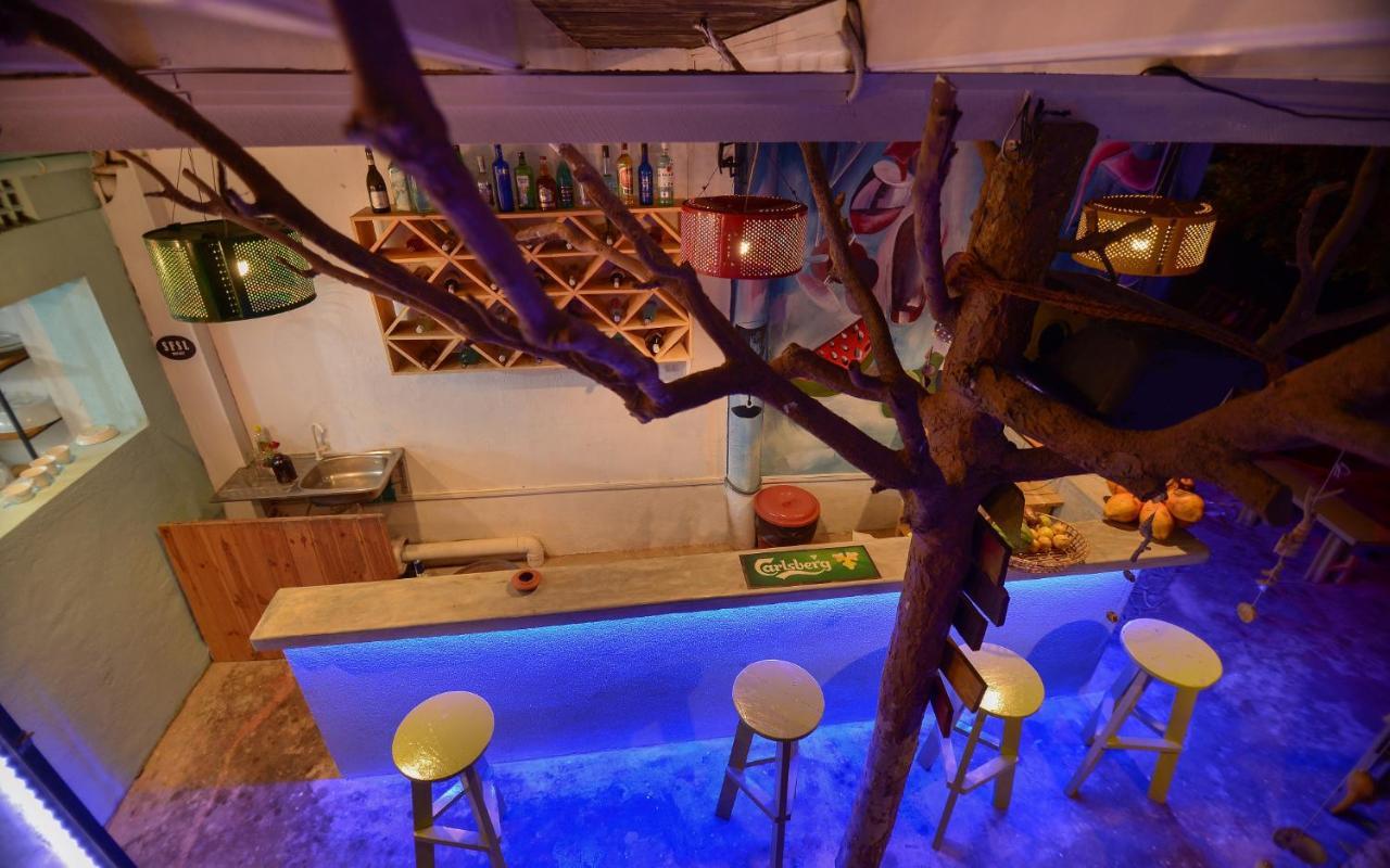 Palm Leaf Surf Cafe Hotel Galle Kültér fotó